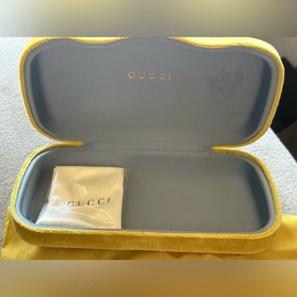 Authentic Gucci Black Sunglasses w/Gold Accents- NWOT! Perfect condition GG0036S - Picture 10 of 11